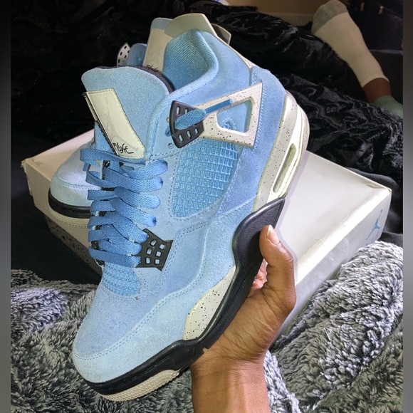Air Jordan 4 Retro